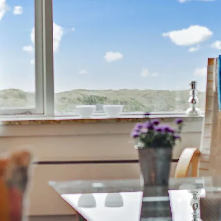 Appartamento Two-bedroom Holiday In 1
